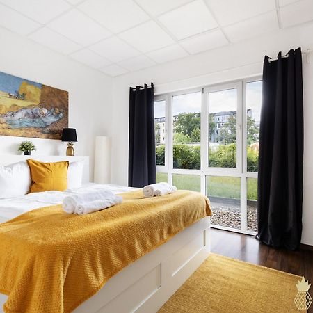Pineapple Apartments Dresden Mitte - Free Parking Bagian luar foto
